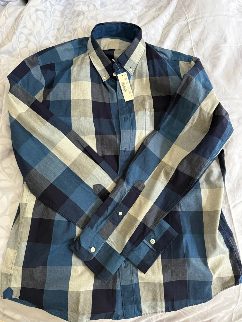 NWT Jcrew Men's Blue and Cream Plaid Button-Down Shirt size Large, 100% cotton